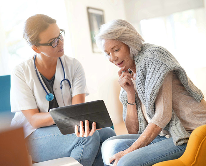 patient-and-doctor-reviewing-results